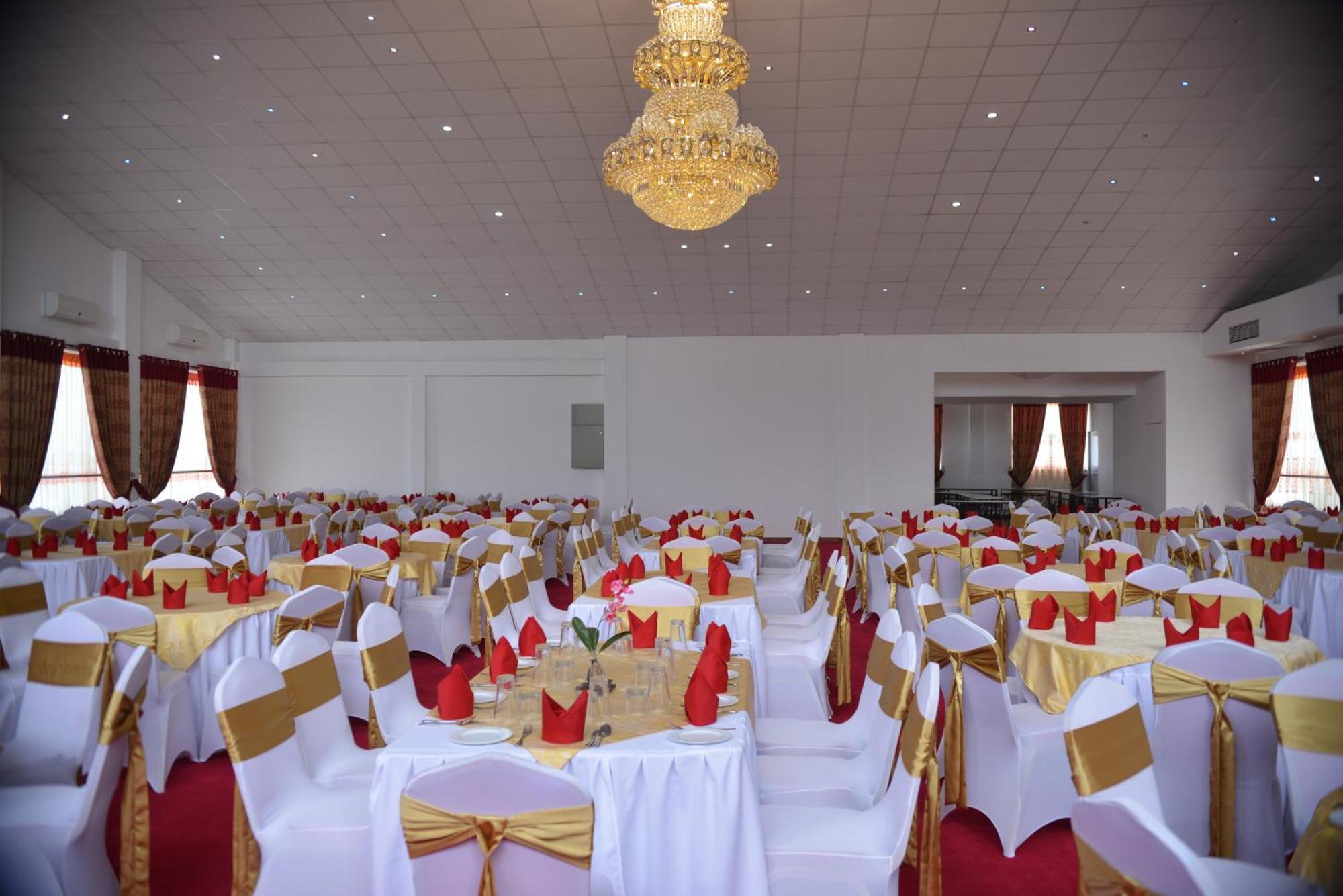 Hotel Kamrel Kurunegala Luaran gambar