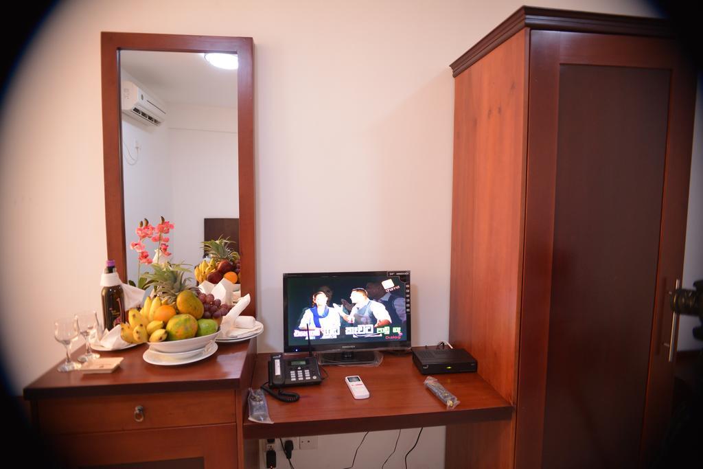 Hotel Kamrel Kurunegala Bilik gambar