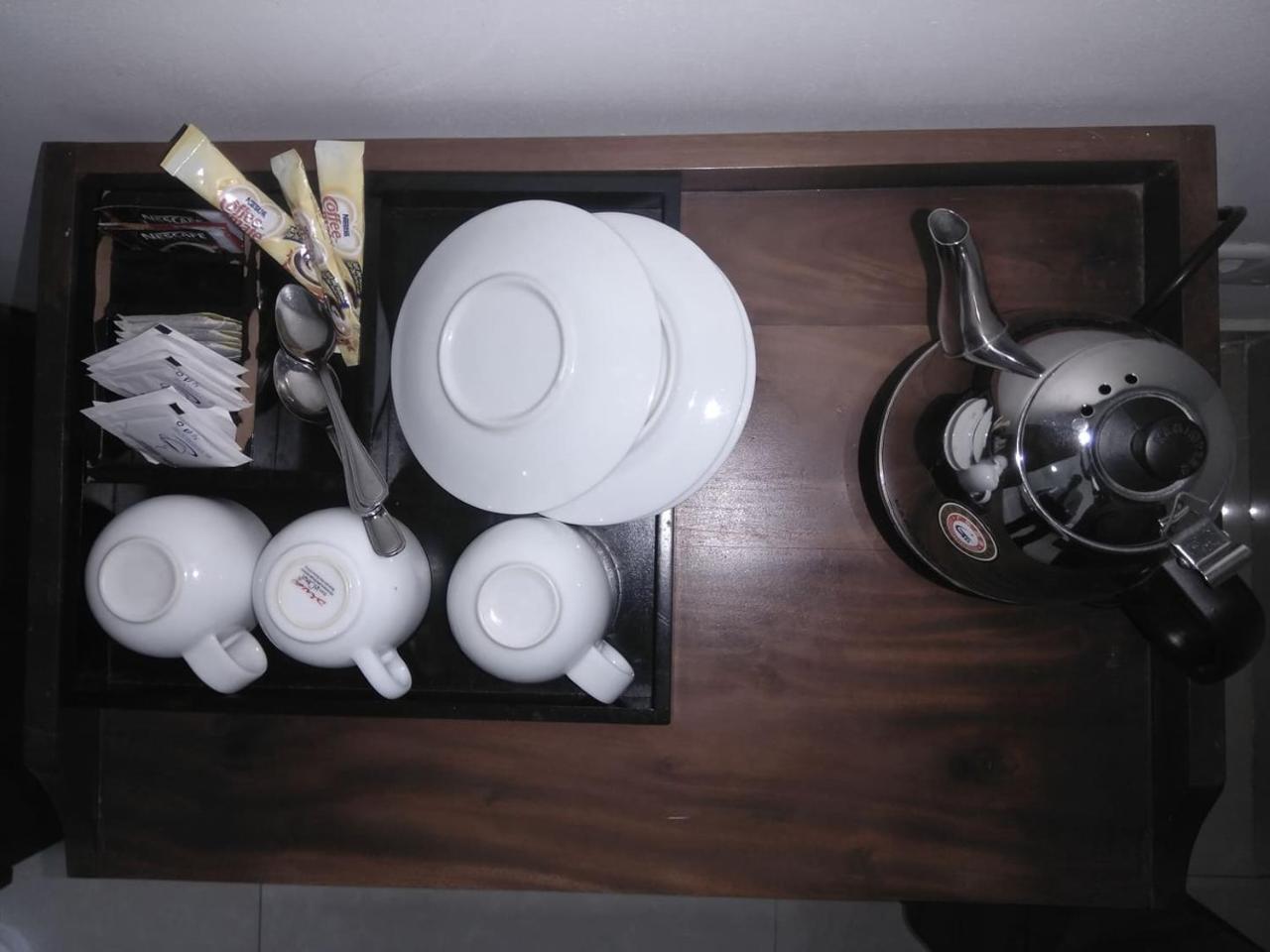 Hotel Kamrel Kurunegala Luaran gambar
